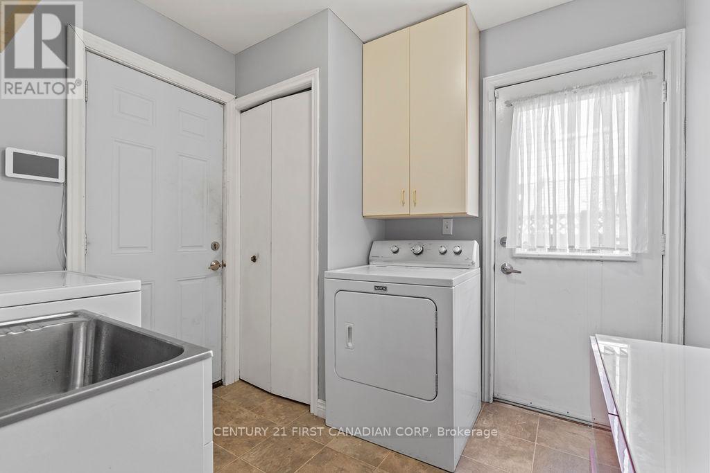 106 PINE VALLEY DRIVE - 25