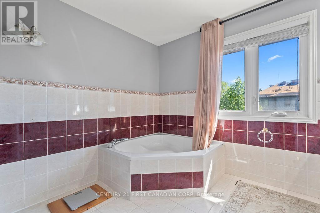 106 PINE VALLEY DRIVE - 30