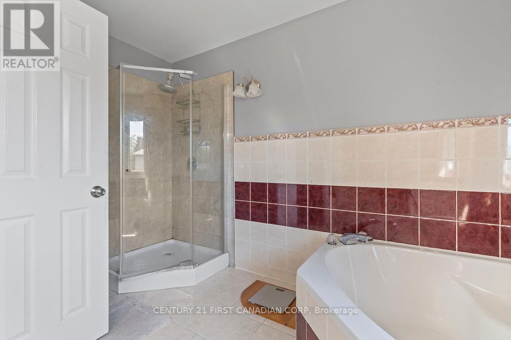 106 PINE VALLEY DRIVE - 32