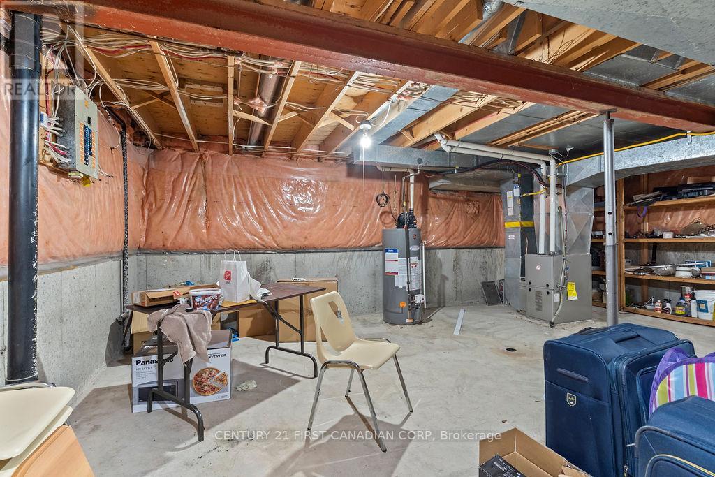 106 PINE VALLEY DRIVE - 39