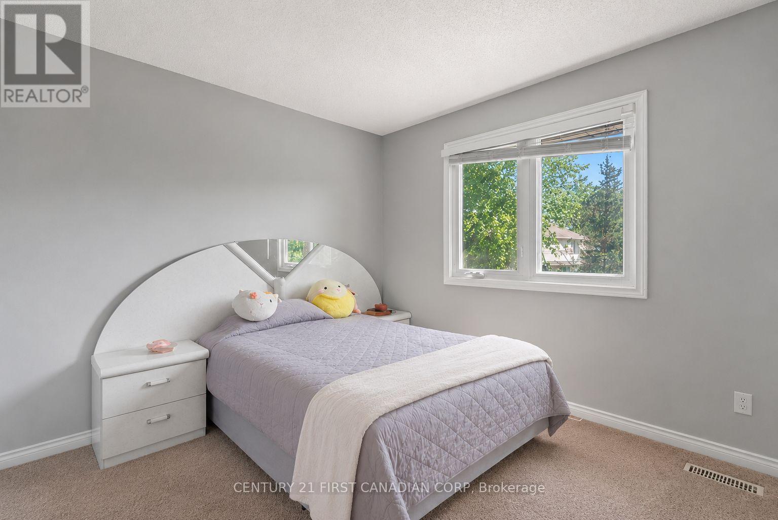 106 PINE VALLEY DRIVE - 36