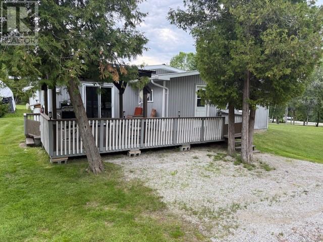 2343 Bay Estates Road N - 1