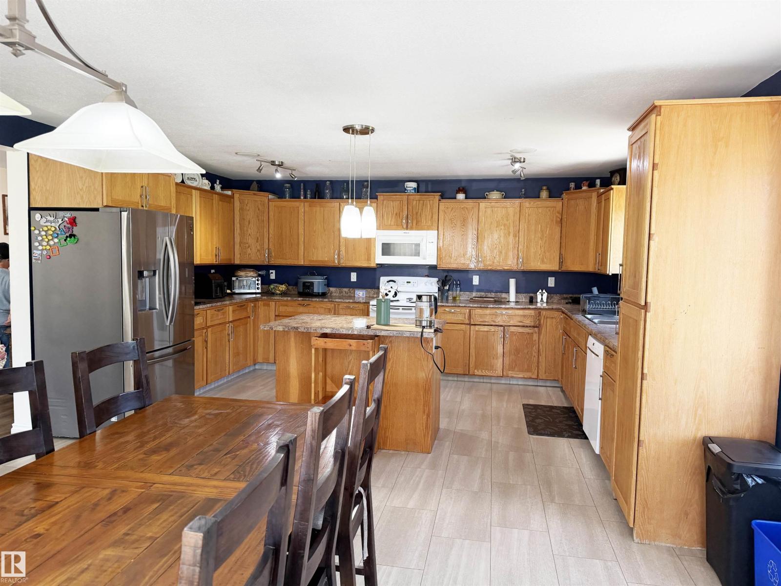 47406 RGE ROAD 40 - 5