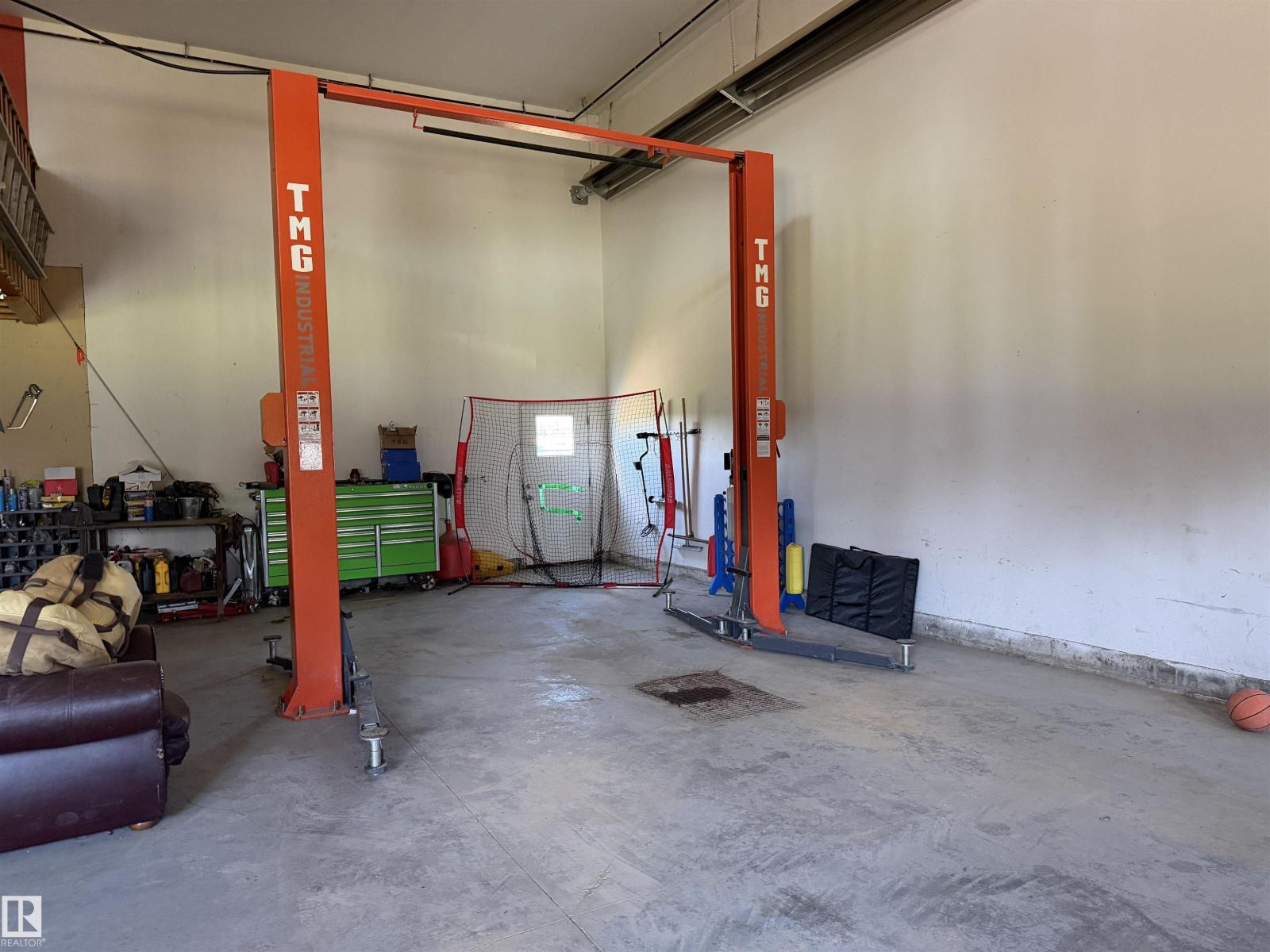 47406 RGE ROAD 40 - 30
