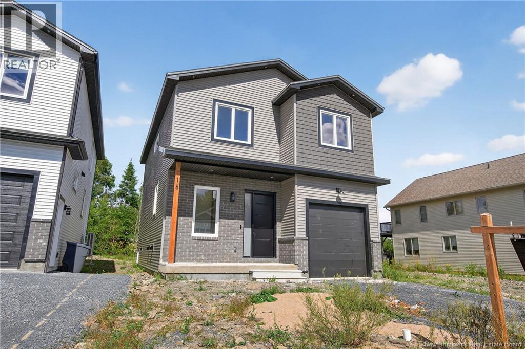 18 Weavers Way - 1
