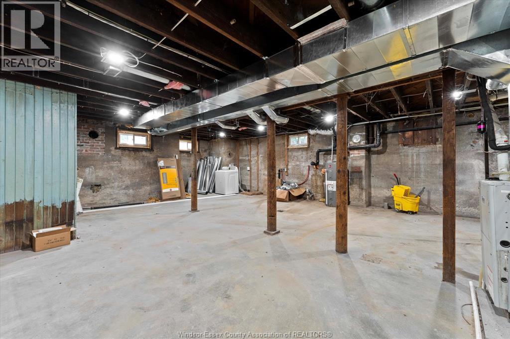 305 ERIE STREET South - 26