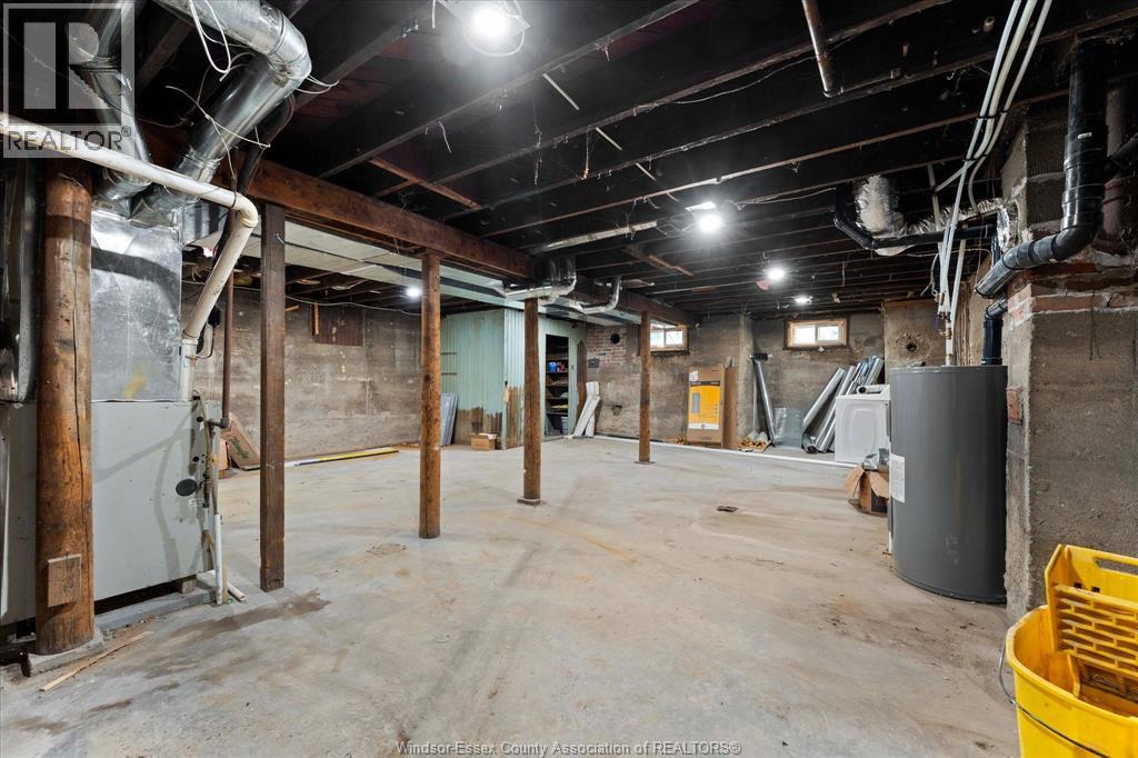 305 ERIE STREET South - 28