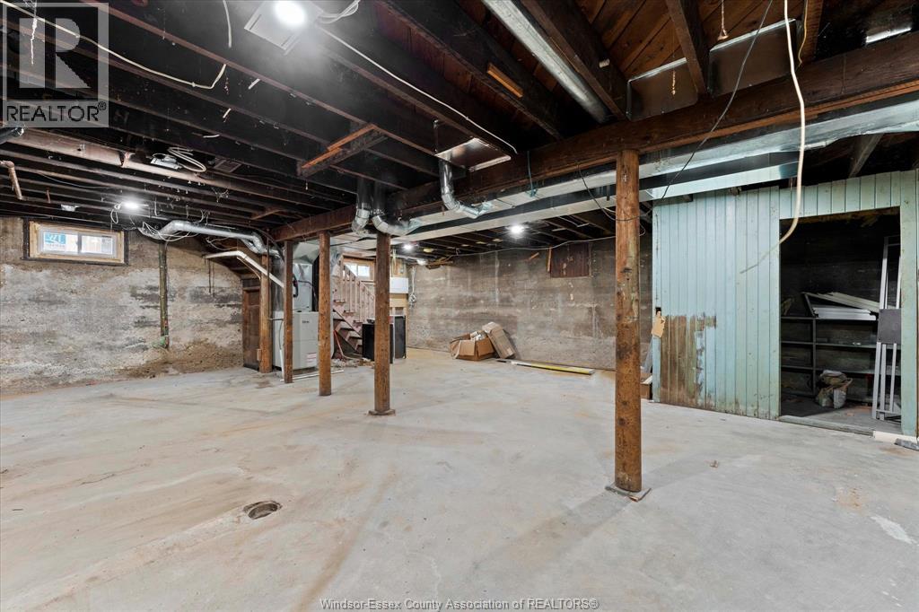 305 ERIE STREET South - 27