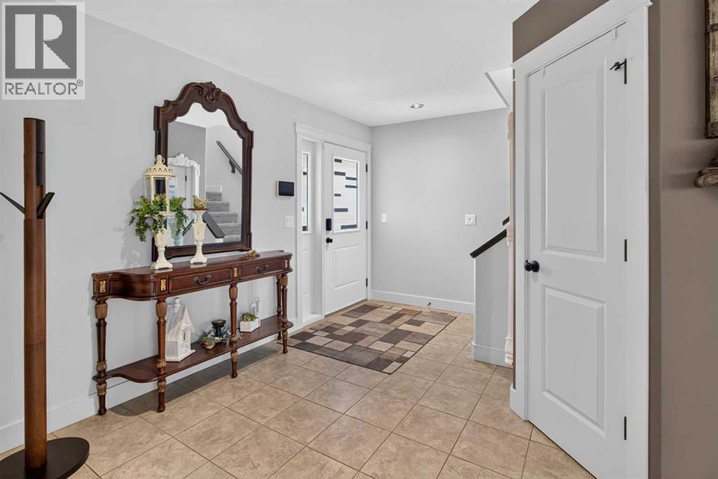 556 Sixmile Crescent S - photo 3