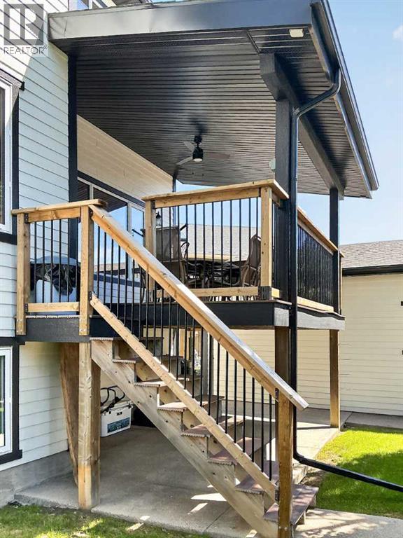556 Sixmile Crescent S — photo 37