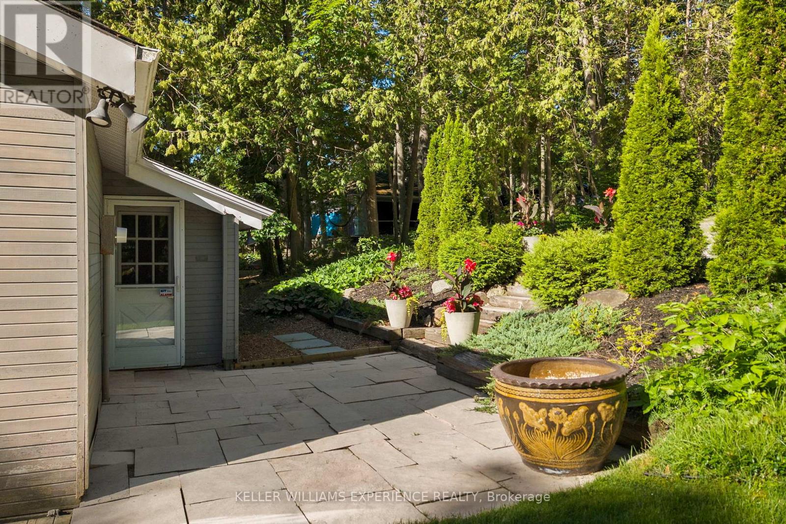 127 SHORELINE DRIVE - 4