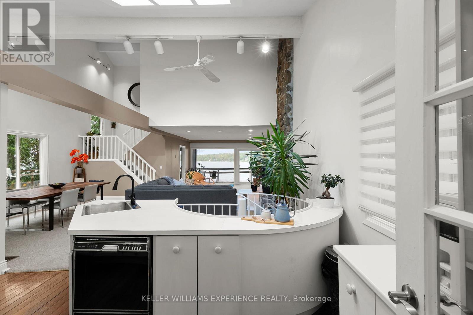 127 SHORELINE DRIVE - 7