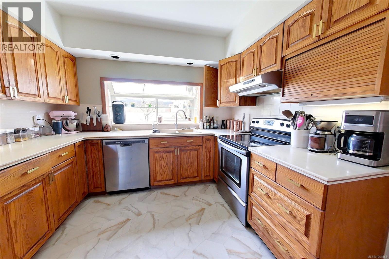 3910 3rd Ave - 8