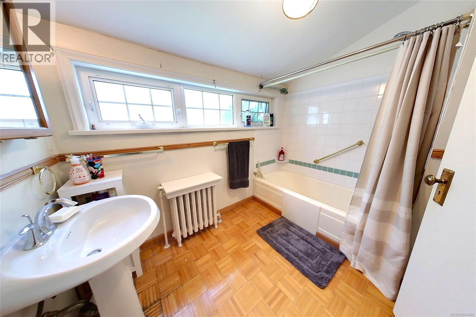 3910 3rd Ave - 25