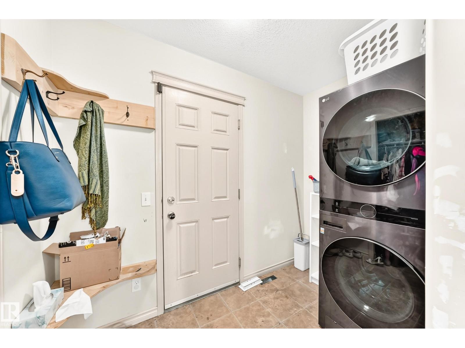 312 CRIMSON DR — photo 23