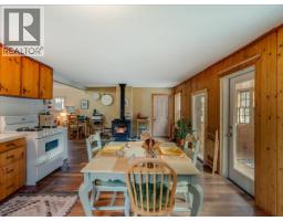 7515 Broadwater Road, Deer Park, BC V1N4V8 Photo 33