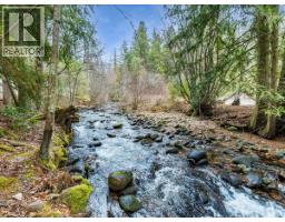 7515 Broadwater Road, Deer Park, BC V1N4V8 Photo 11