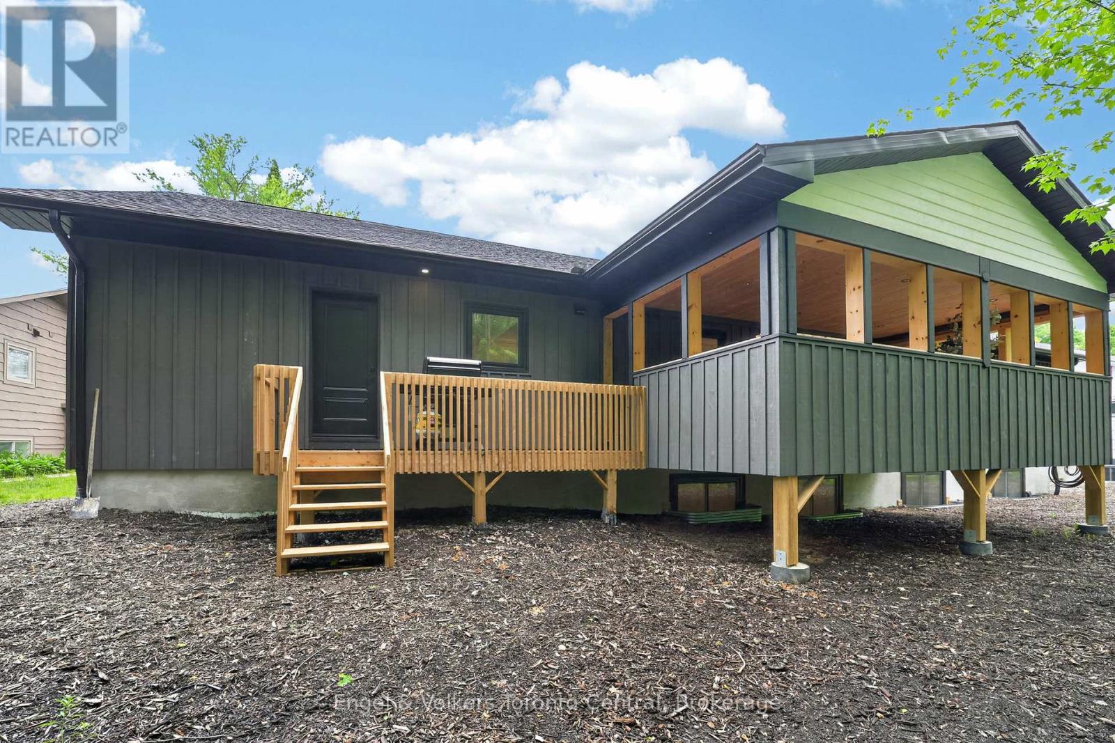 1093 HIGHWAY 141 DRIVE - 27