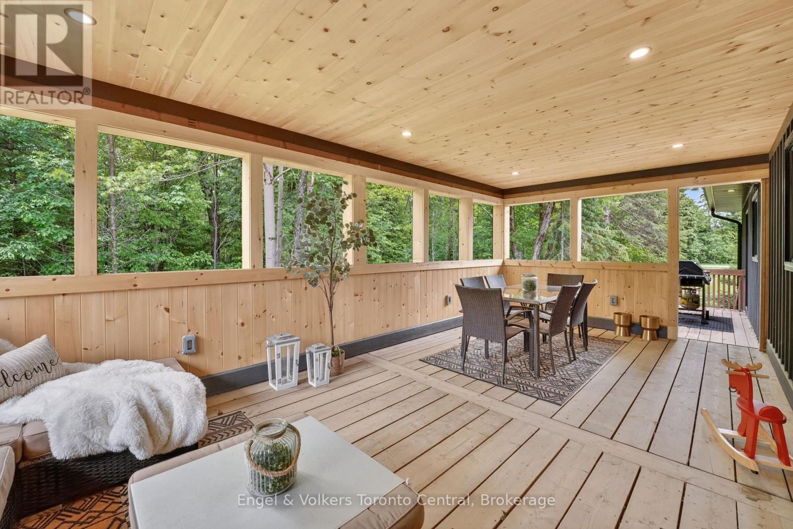 1093 HIGHWAY 141 DRIVE - 28