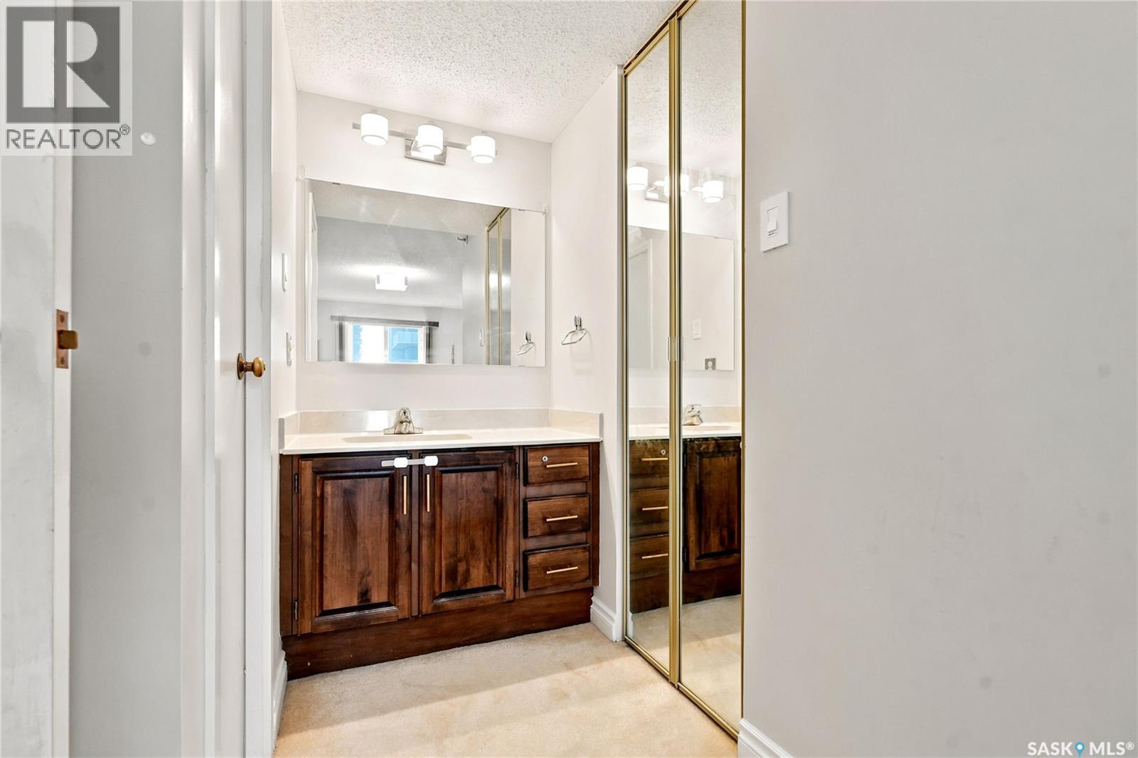 #802 315 5th AVENUE N - 14