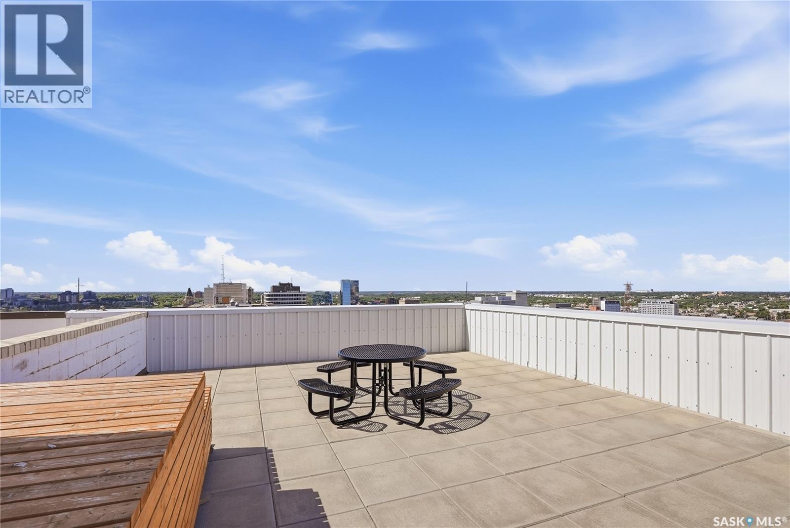 #802 315 5th AVENUE N - 33