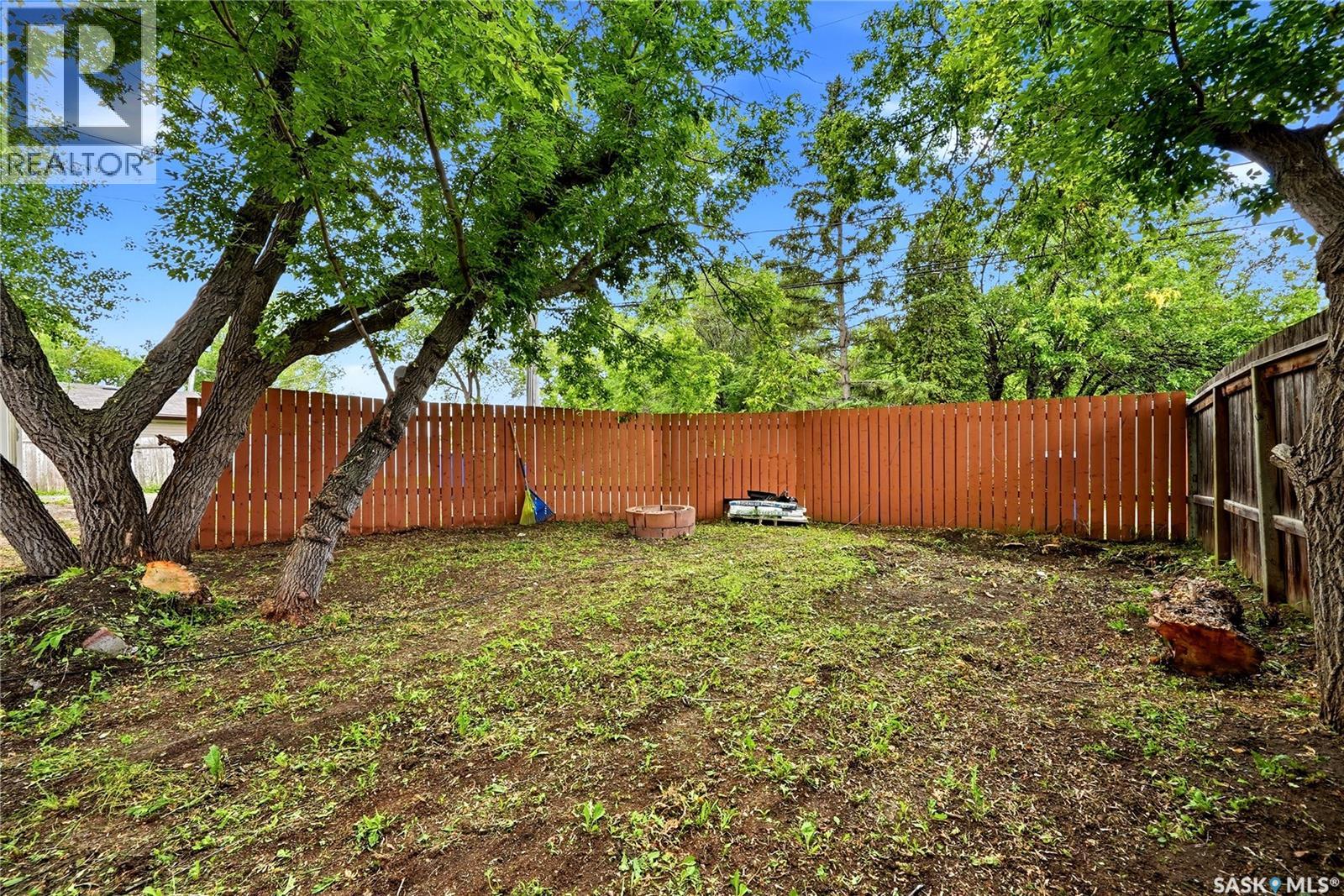 1736 Connaught STREET - 24