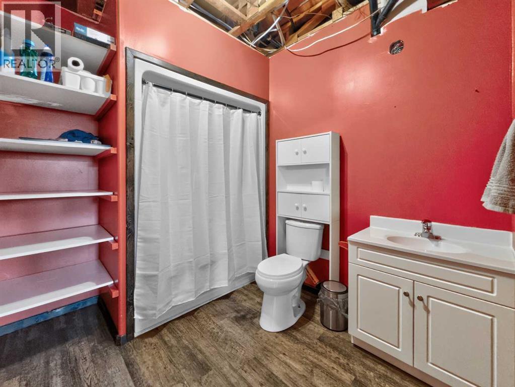 15176 TWP RD 1052 - 24