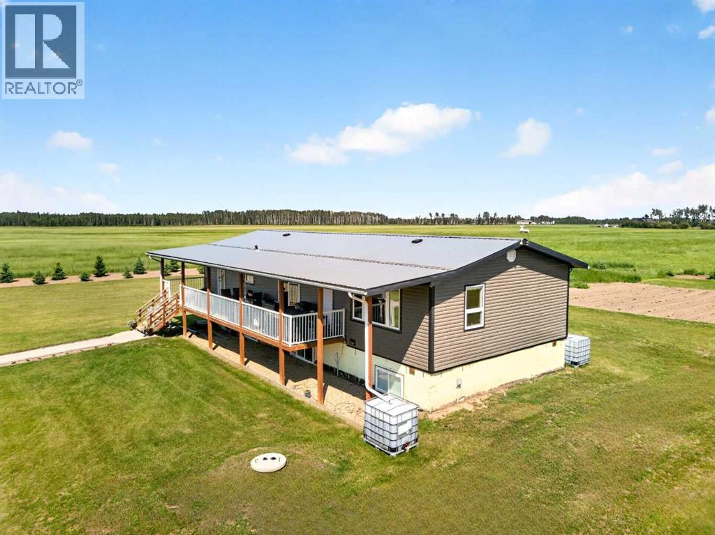 15176 TWP RD 1052 - 30