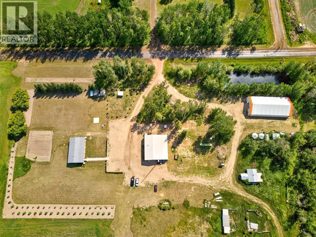 15176 TWP RD 1052 - 42