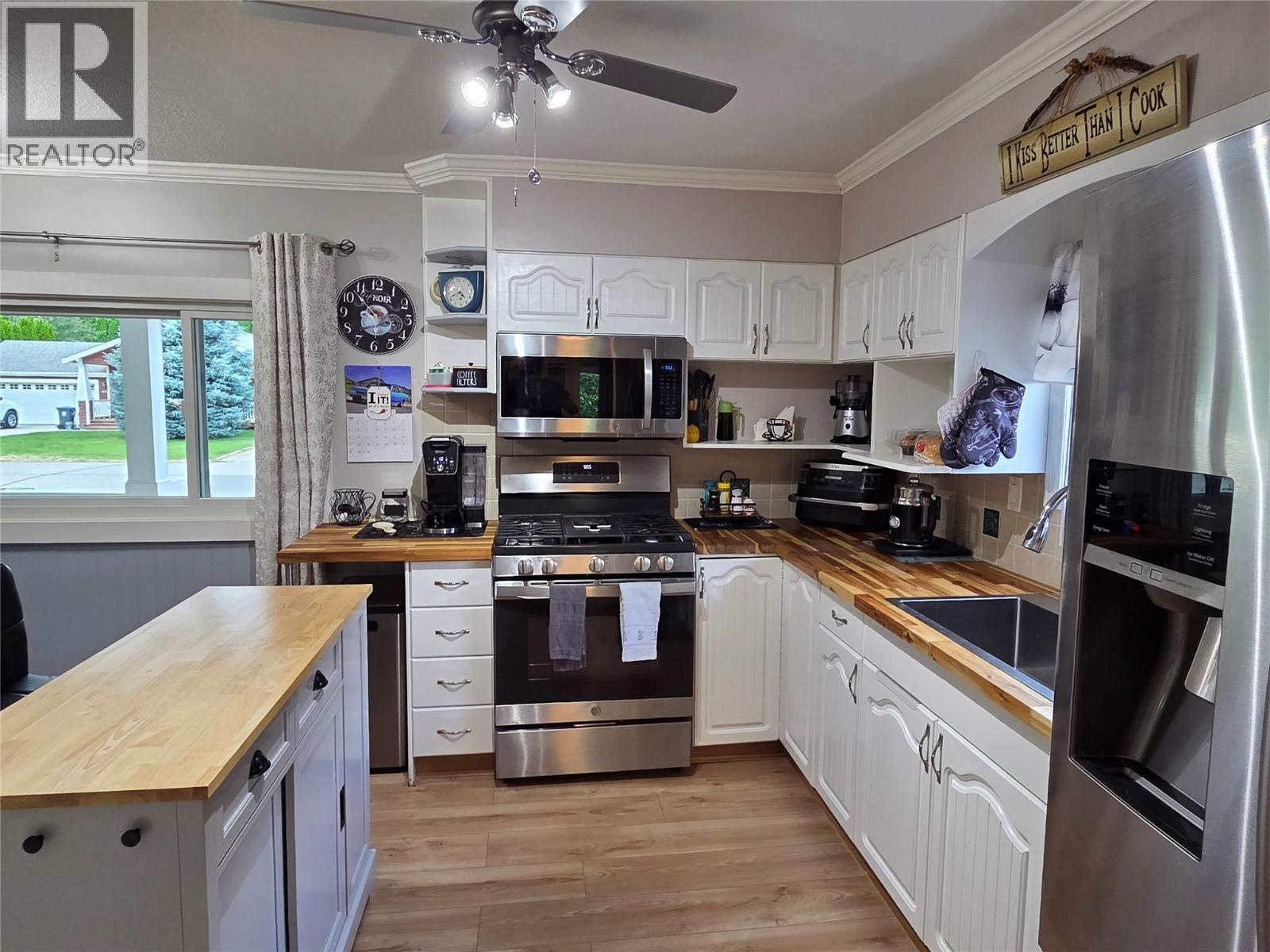 621 10th Avenue - 12