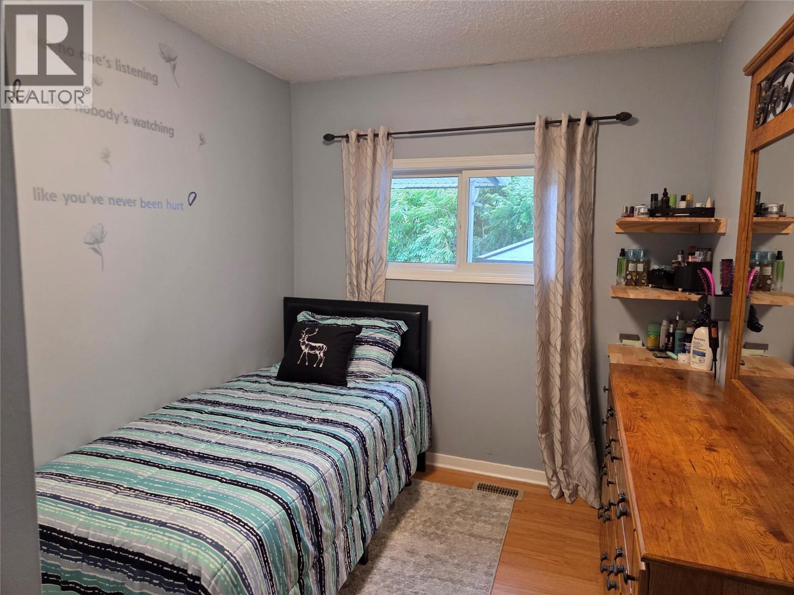 621 10th Avenue - 24