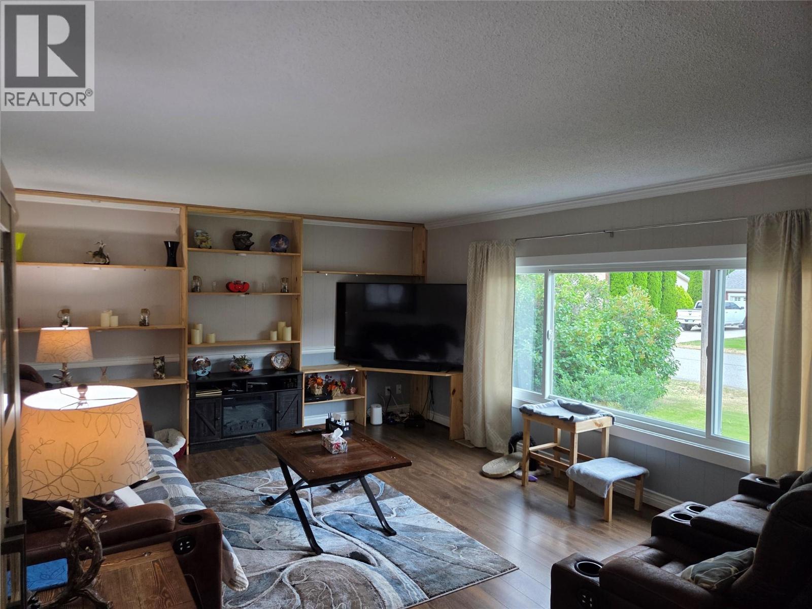 621 10th Avenue - 10