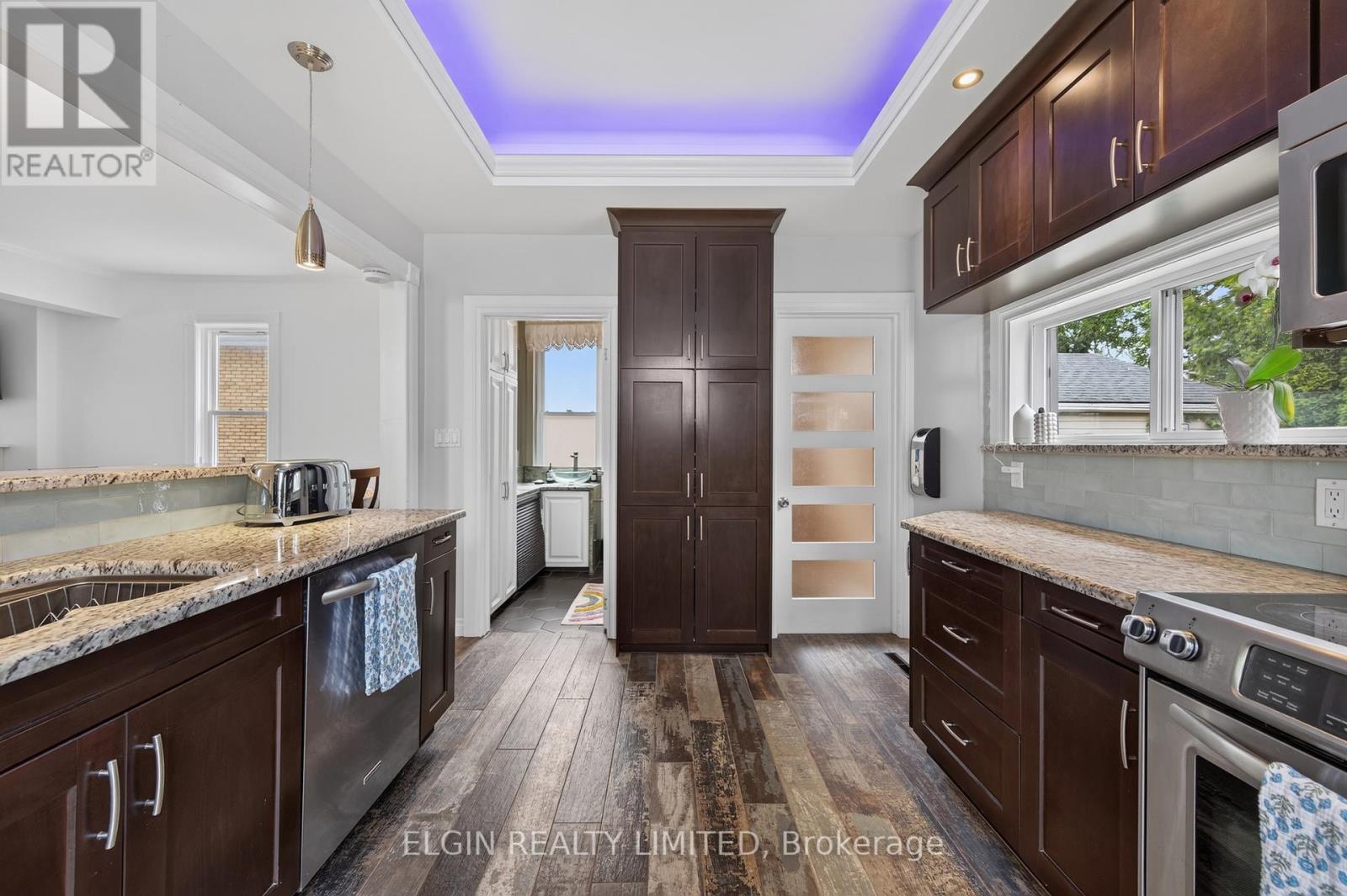 25 LOCUST STREET - 15