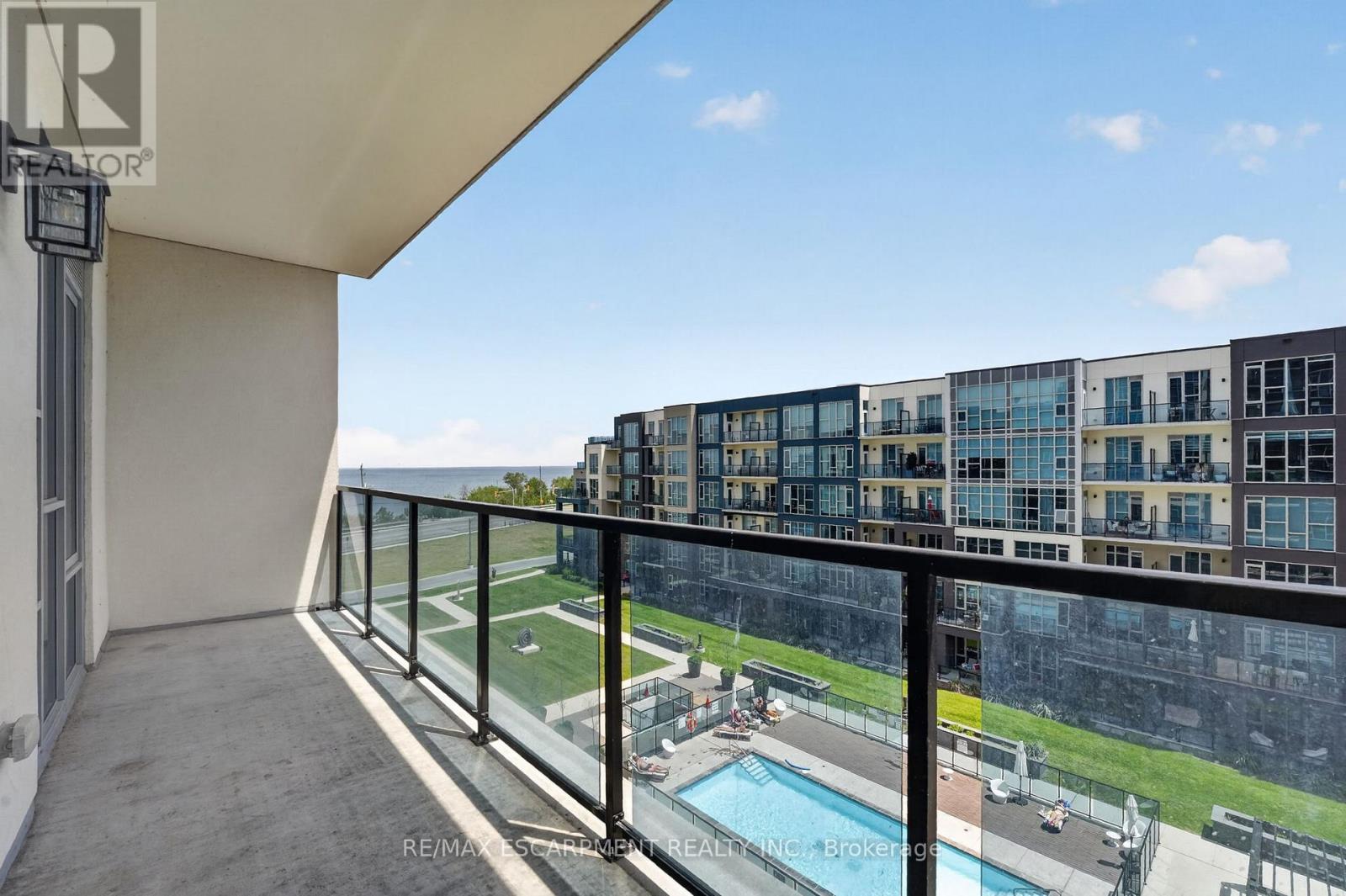 #548 16 CONCORD PLACE - 22