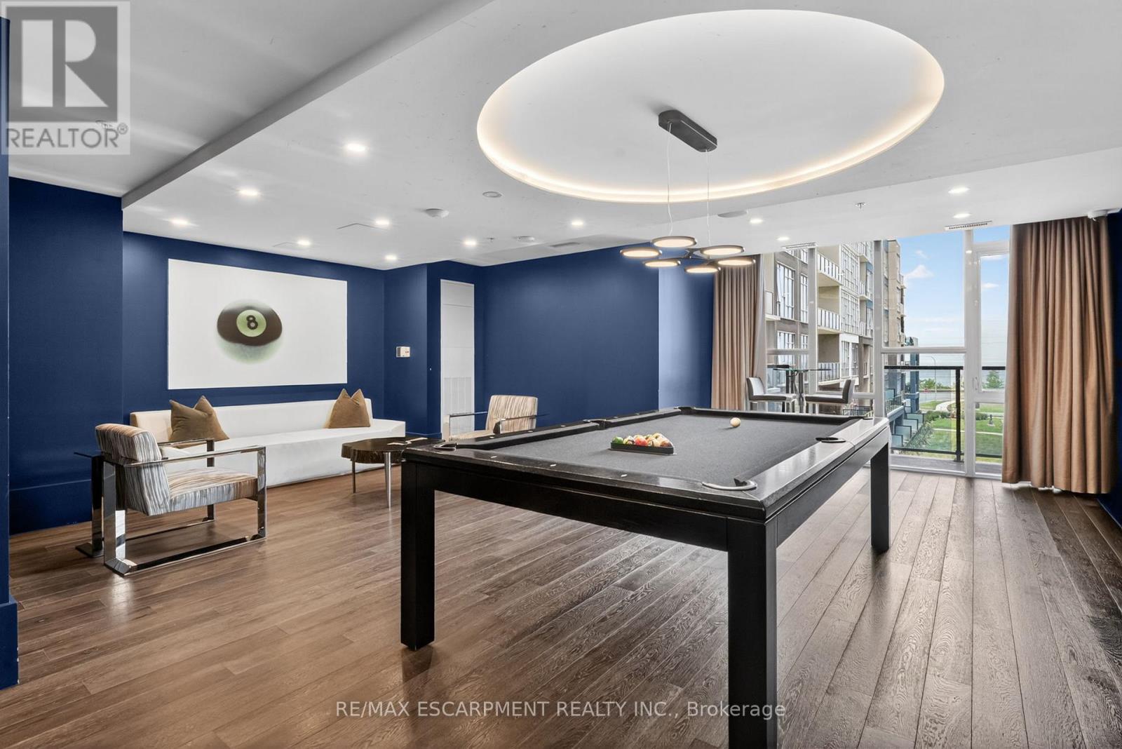 #548 16 CONCORD PLACE - 32