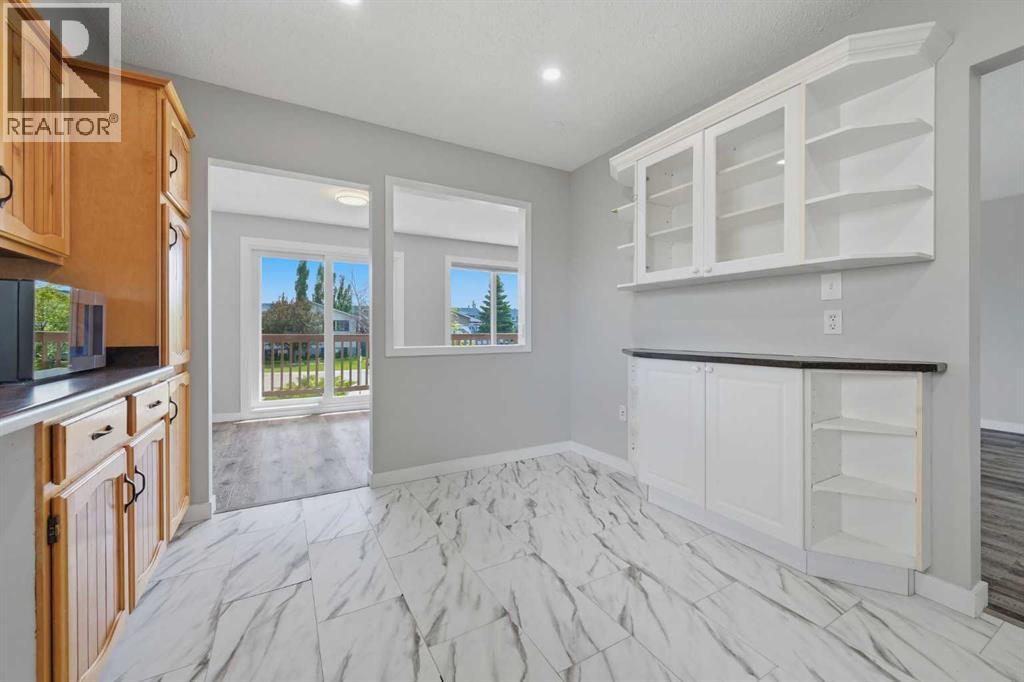 425 Big Springs Drive SE — photo 8