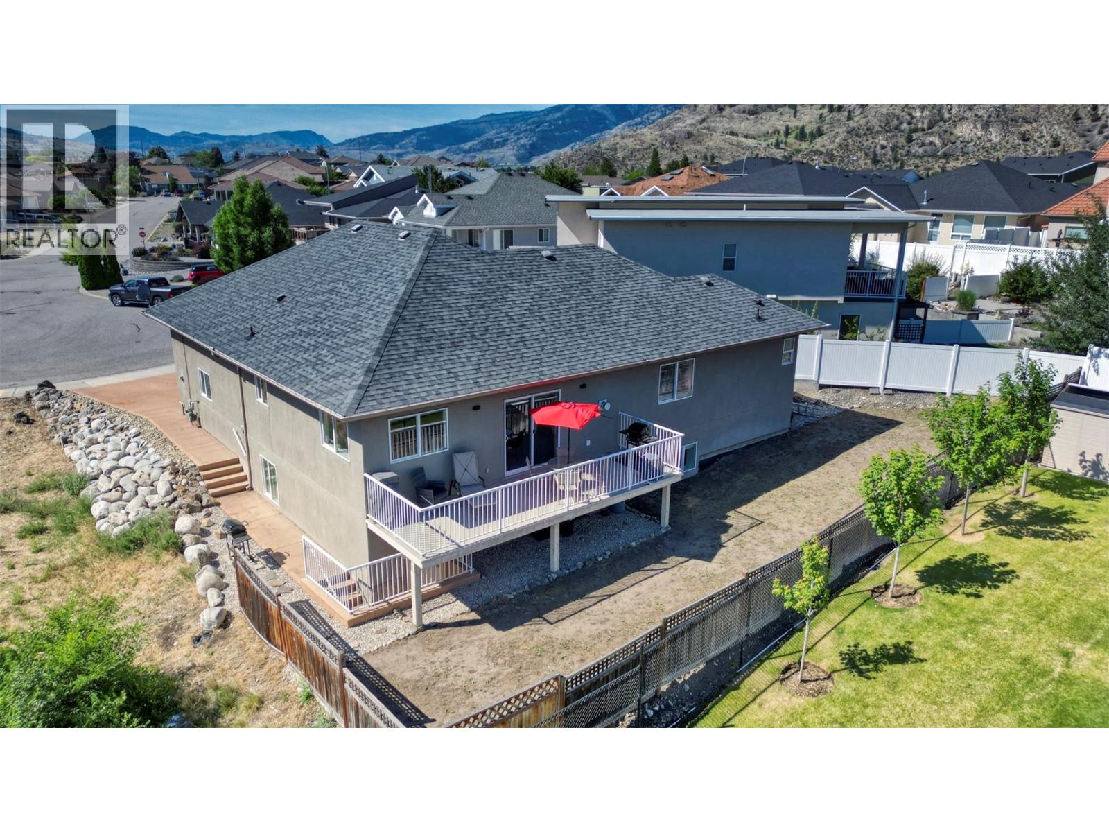 6950 CABERNET Place, Oliver