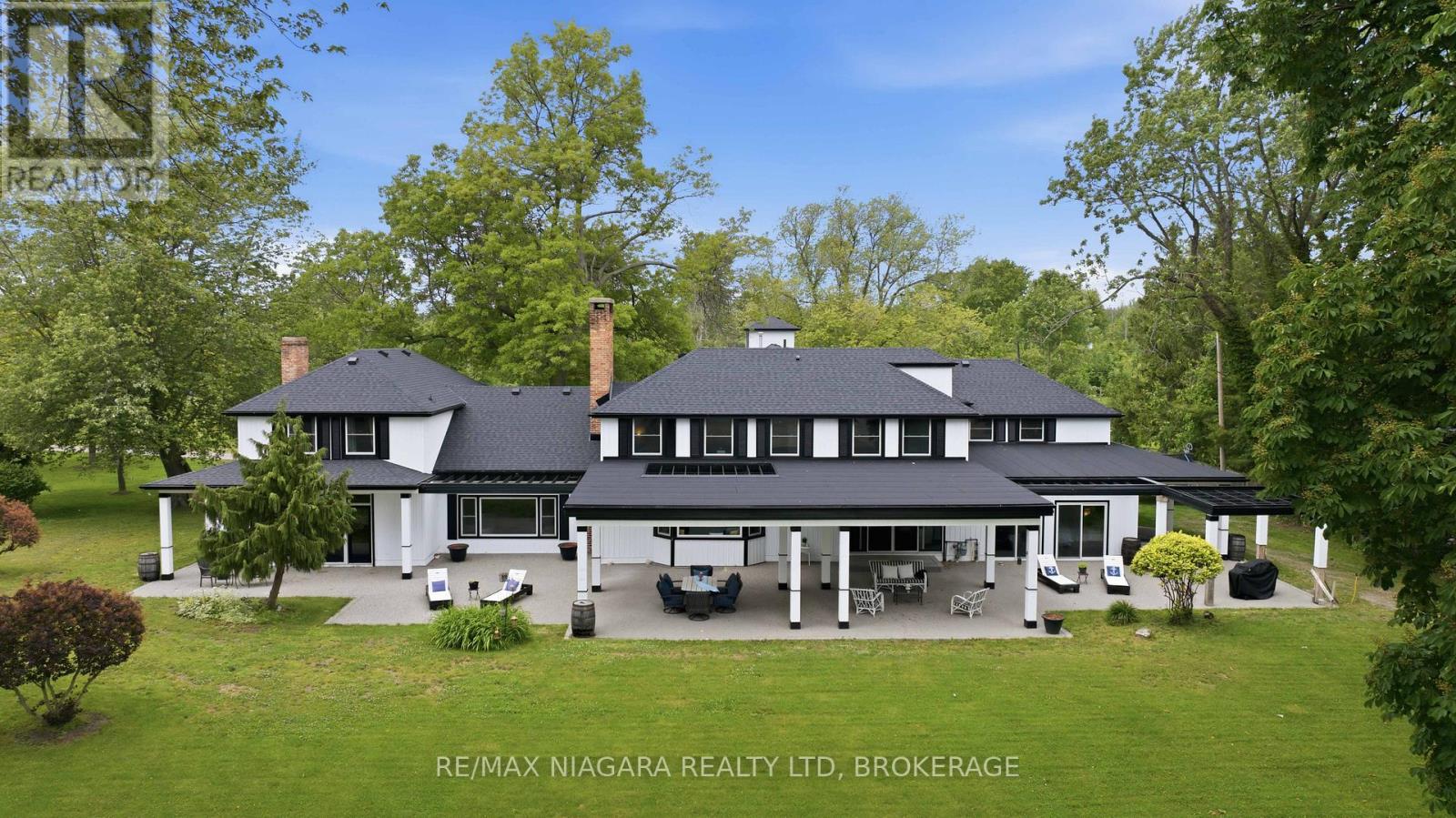 214 WINDMILL POINT ROAD S - Image 44