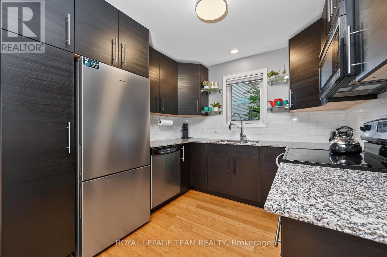 2 Bed, 3 Bath House for Sale in Ottawa – 13 CANDOW CRESCENT, Ottawa – MLS# X13490848 - Image 10