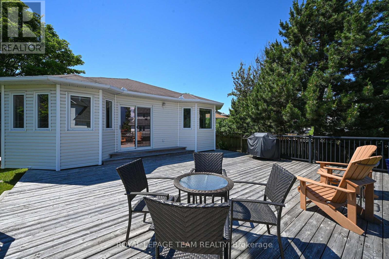 2 Bed, 3 Bath House for Sale in Ottawa – 13 CANDOW CRESCENT, Ottawa – MLS# X13490848 - Image 31