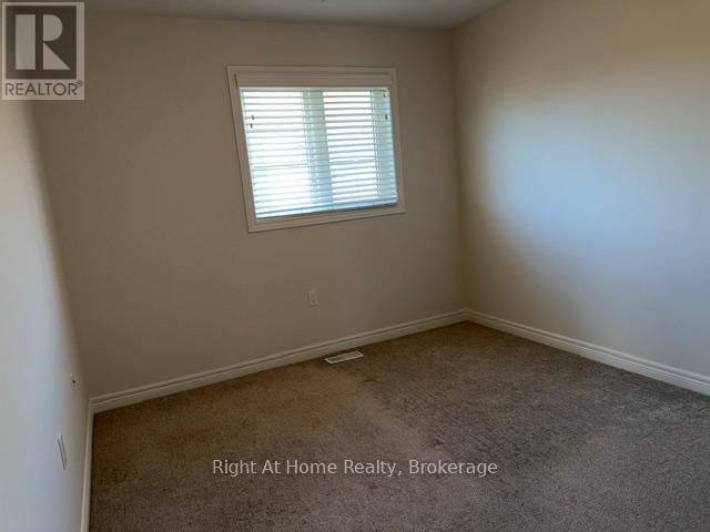 11 WHITE STAR LANE - 12