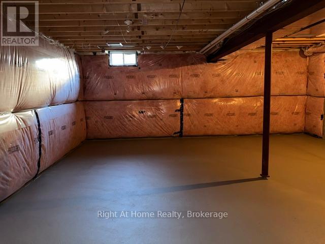 11 WHITE STAR LANE - 16