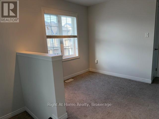 11 WHITE STAR LANE - 8