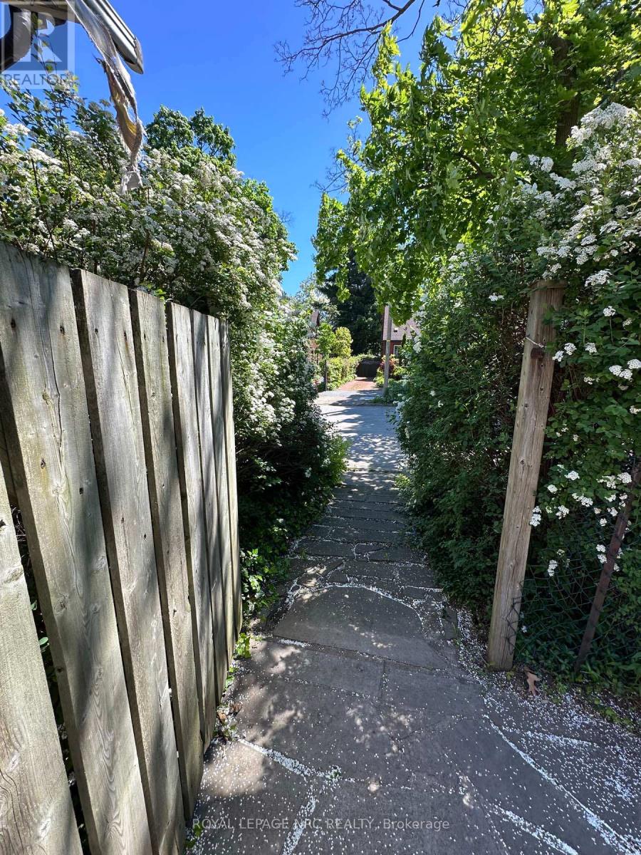 6040 LATSHAW STREET - 10