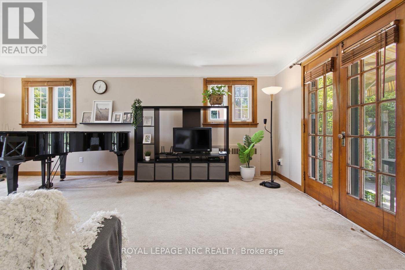 6040 LATSHAW STREET - 14