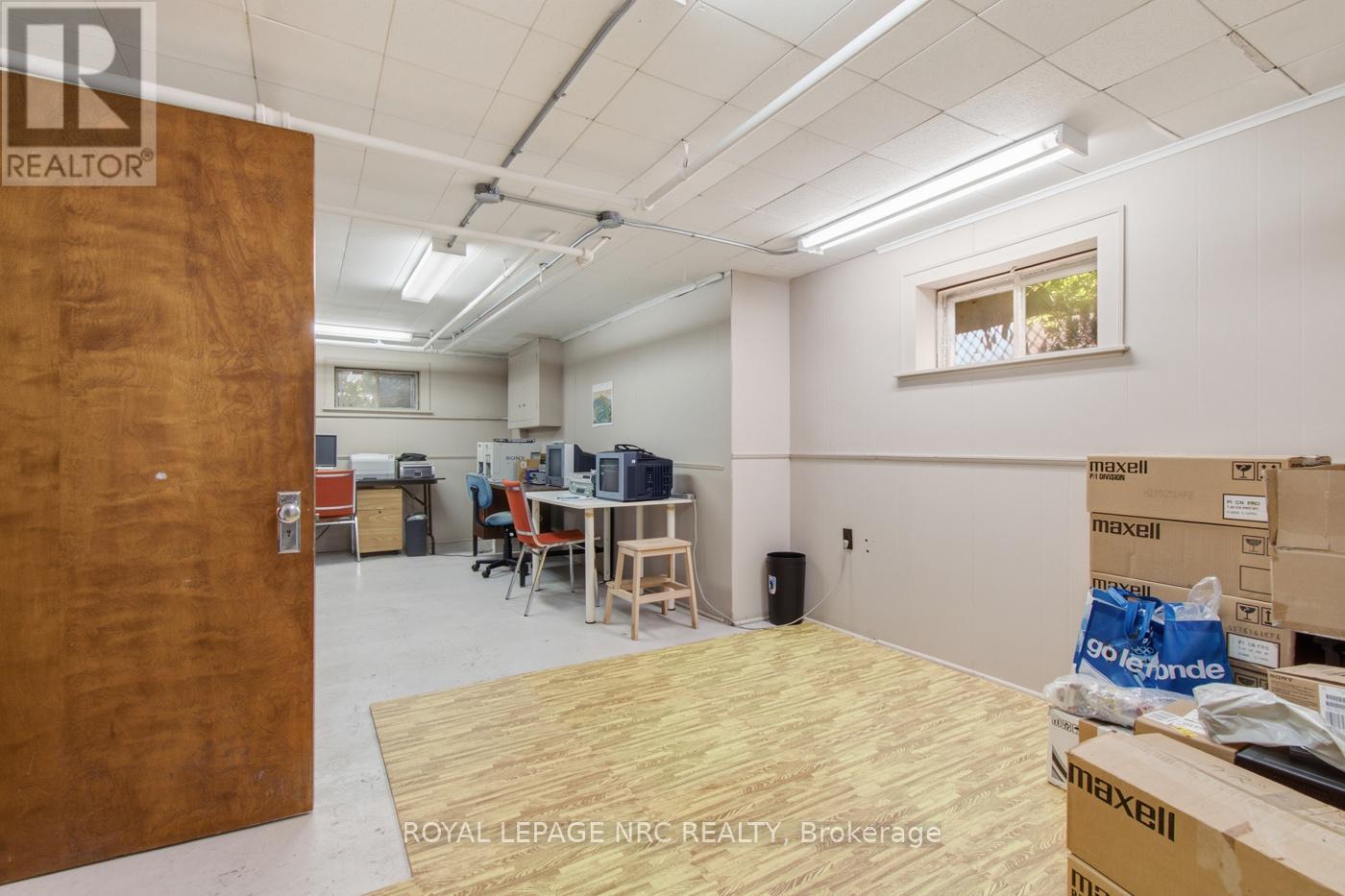 6040 LATSHAW STREET - 30