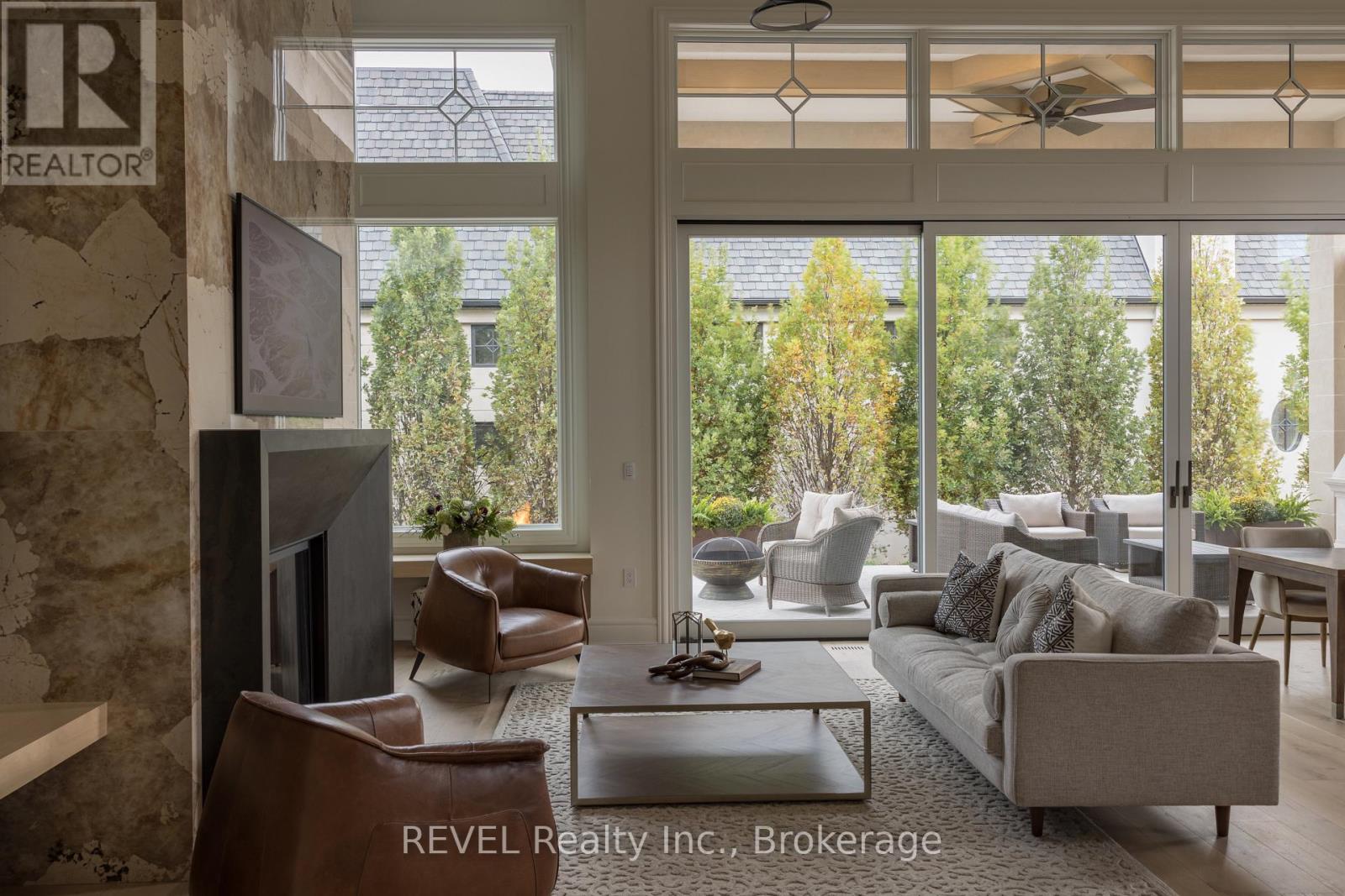 28 COTTAGE STREET - 16