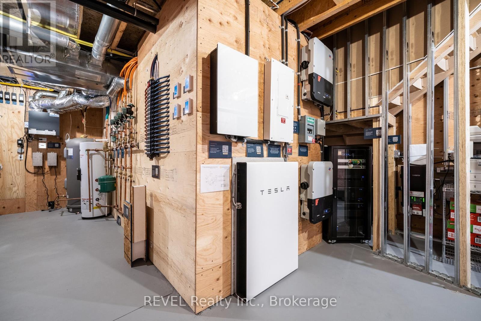 28 COTTAGE STREET - 49