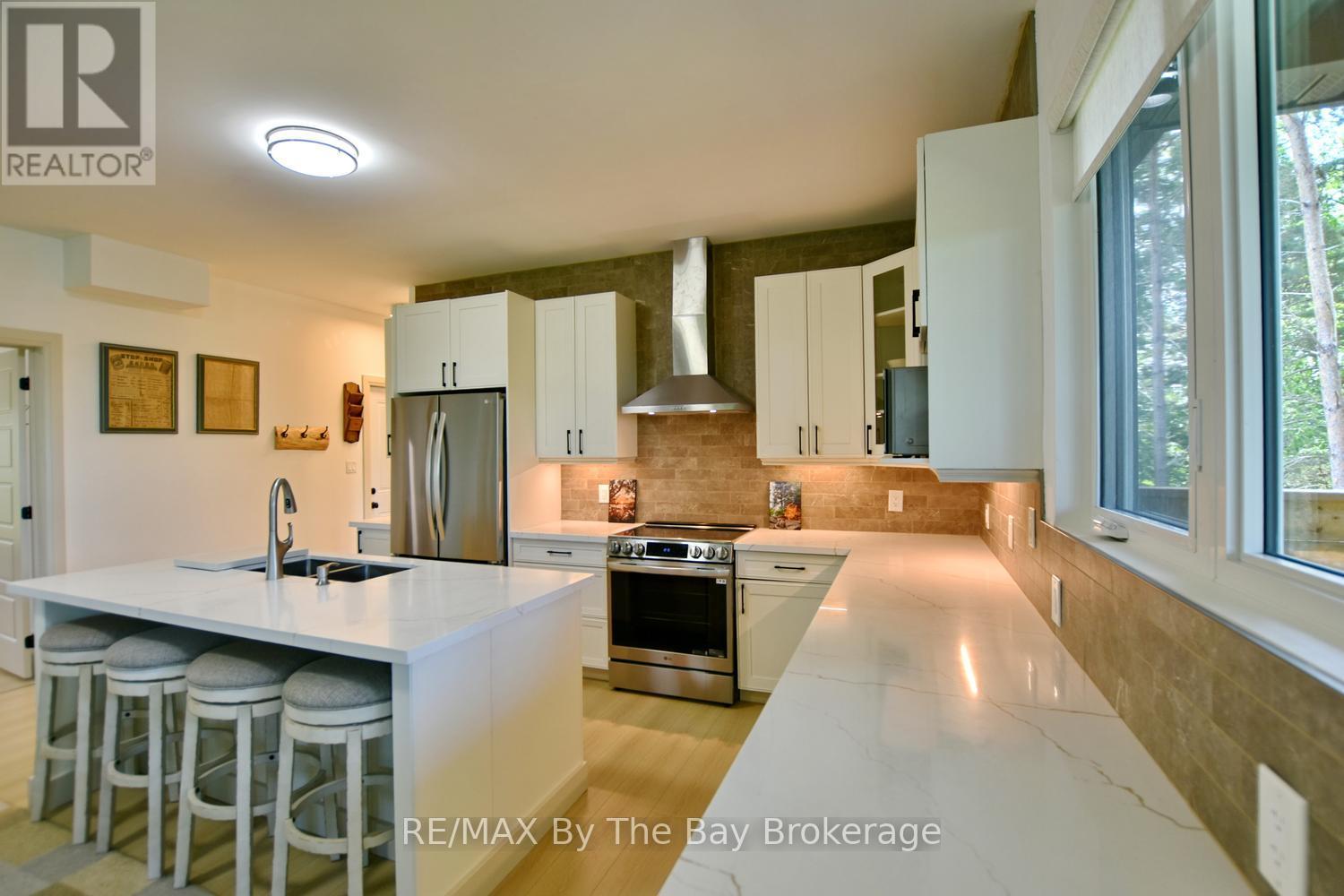2946 92 COUNTY ROAD - 14