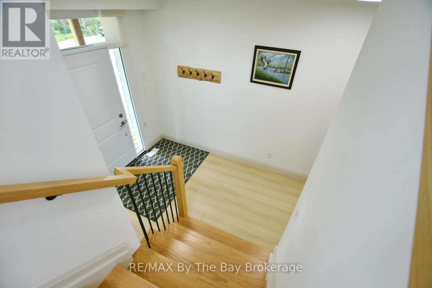 2946 92 COUNTY ROAD - 24